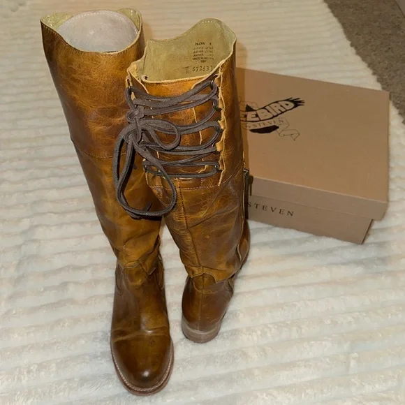Freebird Size 8 Cyn boots - Picture 1 of 5